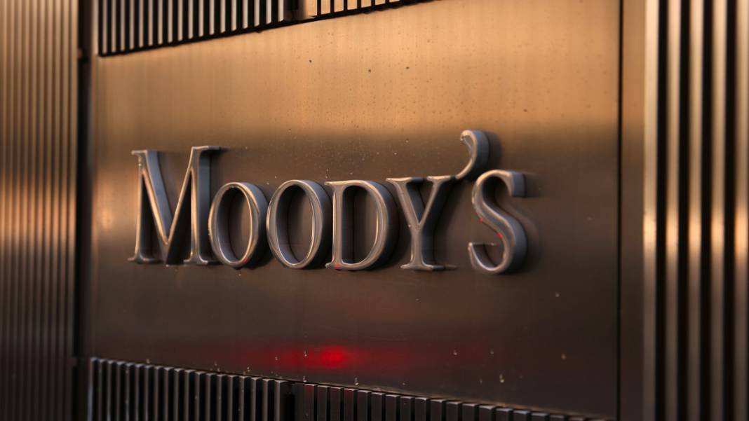 Moody’s Türkiye'nin kredi notunu pozitife çevirdi 3